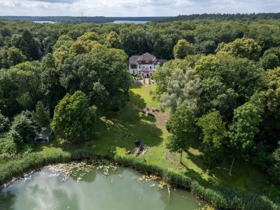 Ein Meisterwerk des englischen Jugendstils: Das einzigartige Herrenhaus mit privatem Seezugang