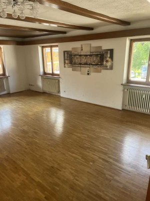 Schöne großzügige 3-Zimmer-Wohnung mit Balkon und EBK in Bayrischzell