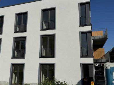 Erstbezug mit Balkon:  3-Zimmer-Wohnung, mit TG-Stellplatz in Hürth Efferen Whg. 14-07