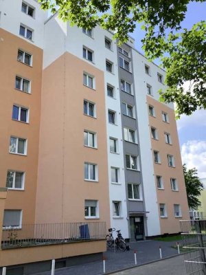 Geräumige und helle 3 Zimmer-Wohnung mit Balkon mit tollem Blick über Baumheide