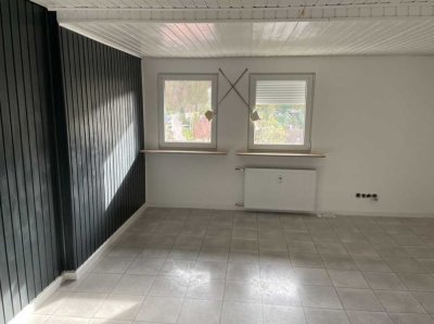 Attraktive und gepflegte 3-Raum-Wohnung mit Balkon in Ispringen