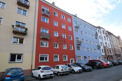 Altbauwohnung mit Balkon und Gartennutzung in Johannis - perfekt für Studenten oder Wohngemeinschaft