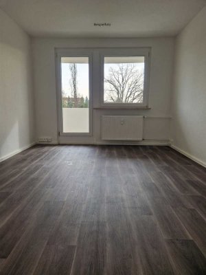 Schicke 2- Raumwohnung mit Balkon in der Glauchauer Oberstadt zu vermieten!