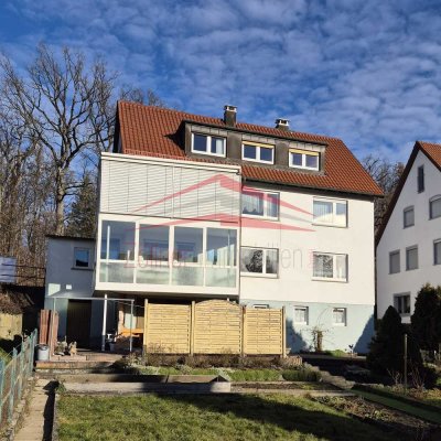 Zweifamilienhaus mit riesigem Garten in fußläufiger Entfernung zur Innenstadt