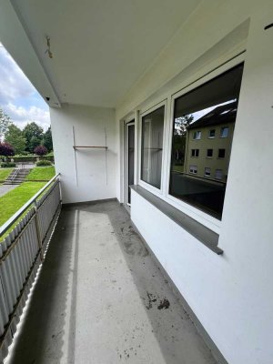 Frisch sanierte 2-Zimmer Wohnung mit Balkon