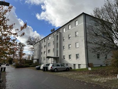 Sofort frei: Teilrenovierte 3 1/2 Zimmer-ETW. mit Freistellplatz im Bürgerhölzle