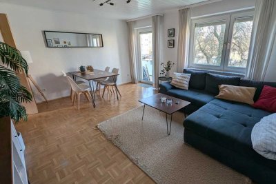 Freundliche, helle 4-Zimmer-Wohnung mit Balkon und EBK in Landau