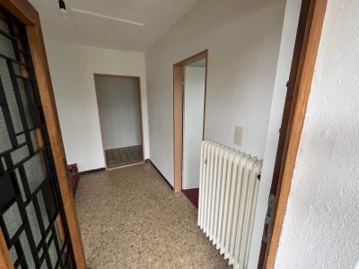 Günstiges, gepflegtes 3-Zimmer-Einfamilienhaus mit EBK in Kolbermoor