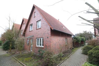 Topgepflegtes, familiengerechtes Reihenendhaus mit Carportanlage, Geräteraum und Garten