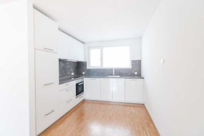 Moderne und Lichtdurchflutete 2-Zi.-Wohnung auf 67m² mit EBK!