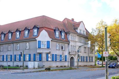 Renovierte 3-Zimmer-Wohnung mit Altbau-Charme...