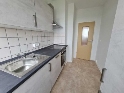 Schöne 3-Raum-Wohnung in Rehmsdorf mit Einbauküche und Balkon!