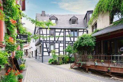 Fachwerkflair - Gepflegtes 5-Parteienhaus im Herzen der Braubacher Altstadt