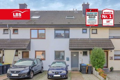 Charmantes Haus mit ausgebautem Dachgeschoss, Solaranlage und Garage