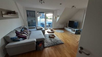 Schöne, helle 3-Zimmer-DG-Wohnung mit Balkon in Burglengenfeld