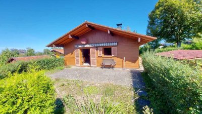 Stilvolles Holzhaus in ruhiger und sonniger Lage