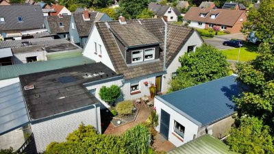 Doppelhaushälfte in Sackgassenlage mit Traum-Garten