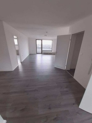 Schöne 3,5 - Zimmerwohnungn und Balkon!