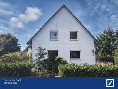 Zweifamilienhaus mit großem Garten in Paderborn