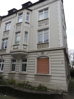 2,5-Zimmer-Wohnung mit Balkon und Einbauküche in Duisburg