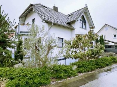 Elegantes Einfamilienhaus mit Einliegerwohnung in St. Leon-Rot