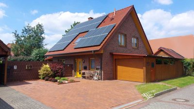 Energieeffiziente Familienoase mit großer Veranda, Partygarage und pfiffigen Ideen - provisionsfrei