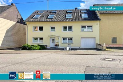 Fell-Fastrau: Gepflegtes Einfamilienhaus mit schönem Garten und  großer Garage