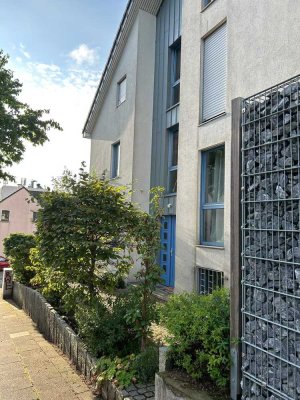 Modernes Einfamilienhaus in Split-Level-Bauweise mit viel Platz in Saarn