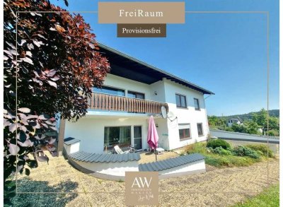 ***FreiRaum***
Großzügige Architektenvilla mit Traumaussicht, Einliegerwohnung. Courtagefrei