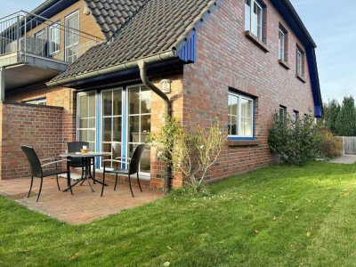 Helle Ferienwohnung mit Terrasse in gepflegtem Garten