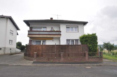 Schöne helle Erdgeschosswohnung mit Gartenanteil in Lorbach