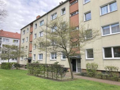 Ihr neues Zuhause in Garbsen-Havelse: Teilmodernisierte 3-Zimmer Erdgeschosswohnung mit Balkon