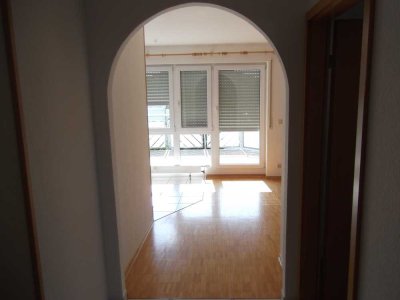 Attraktive 4,5 Zimmer-DG-Maisonette-Wohnung in Besigheim - Ideal für Familien