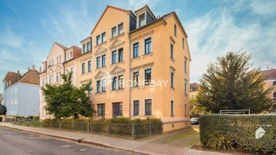 Helle 2-Zimmer-Wohnung im sanierten Gründerzeithaus: Mit eigenem Garten, Balkon und Stellplatz