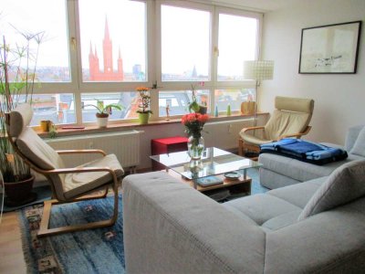 Über den Dächern Wiesbadens: exklusive 4-Zimmer-Wohnung mit Balkon