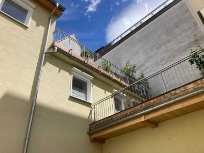 Wohnung mit Dachterrasse in der Innenstadt von Jena! 
Zentral selbst Wohnen oder zur Kapitalanlage!