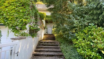 AIGEN: BAUHAUSSTIL VILLA - BEGEHRTE AUSSICHTSLAGE (terrassiert angelegt - kein Bungalow)