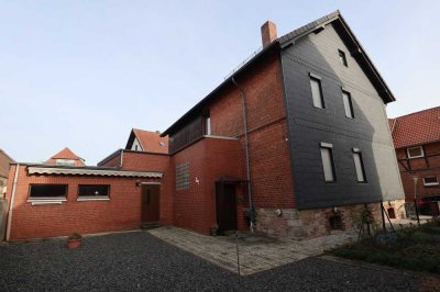 Preissenkung - Großes 1-2 Familienhaus in der Nähe des Heesebergs!