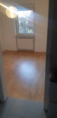 Exklusive 2-Raum-Wohnung mit Balkon und EBK in München Untergiesing