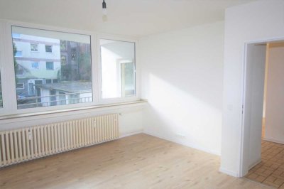 Schöne 3-Zimmer-EG-Wohnung mit Balkon!