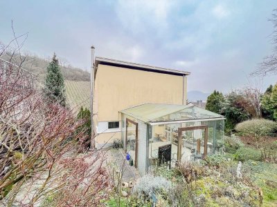 Ausblick garantiert! Modernes freistehendes Einfamilienhaus mit idyllischem Garten in Bad Neuenahr