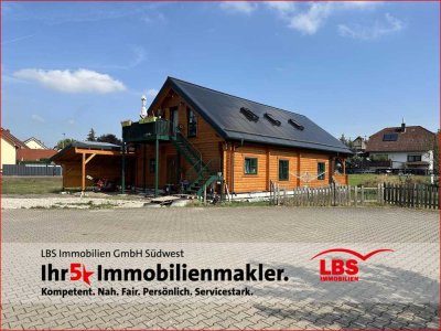 Modernes Blockhaus  – Baujahr 2022