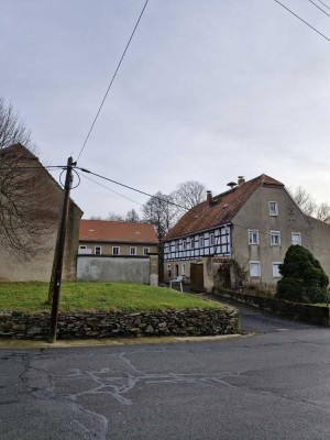 idyllisch gelegener Bauernhof mit Nebengelass zwischen Nossen und Meißen