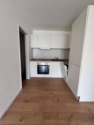 Renovierte 2-Zimmer-Wohnung mit Balkon und Einbauküche in ruhiger Lage von Bremen