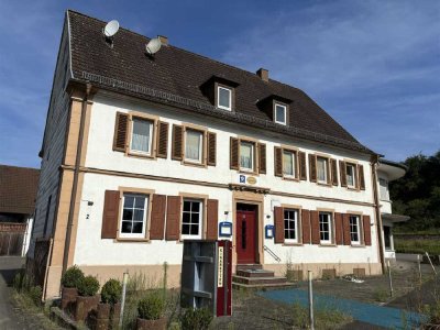 ehemalige Gaststätte mit Wohnung und Tanzsaal in Niedermohr/Schrollbach