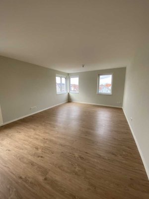 Penthouse Wohnung mit Aufzug, vier Zimmern und Terrasse in Leinefelde-Worbis