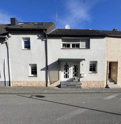 Charmantes Reihenmittelhaus mit viel Potential und großzügigem Garten in Eschweiler - Nothberg