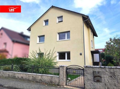 ***Attraktives Mehrfamilienhaus mit Bungalow (Nutzfläche) in idyllischem Garten in Walldorf***