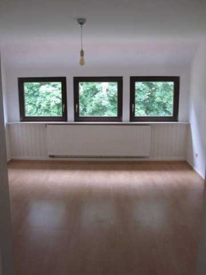 Helle 3-Zimmer-Dachgeschoss-Wohnung in Reinheim!