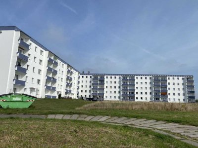 sonnige 2-Raum Wohnung mit Wasserblick zu vermieten NEU